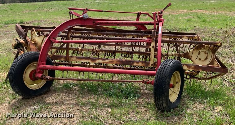 image for item LI9196 Hay rake