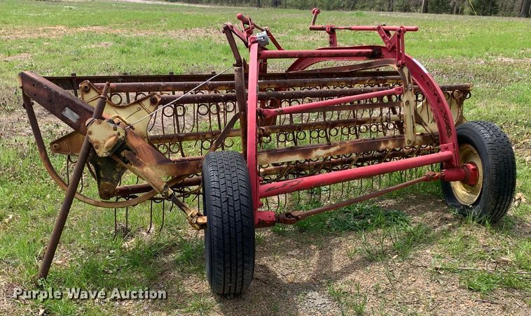 image for item LI9196 Hay rake