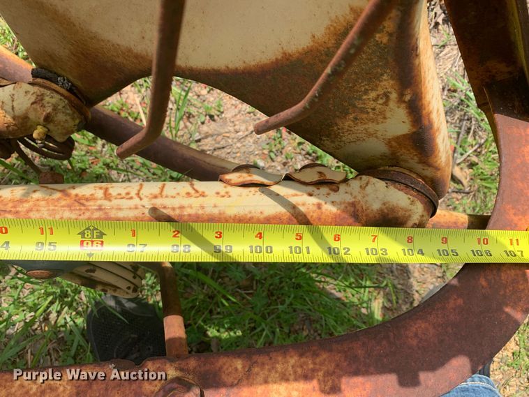 image for item LI9196 Hay rake