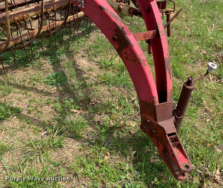 image for item LI9196 Hay rake