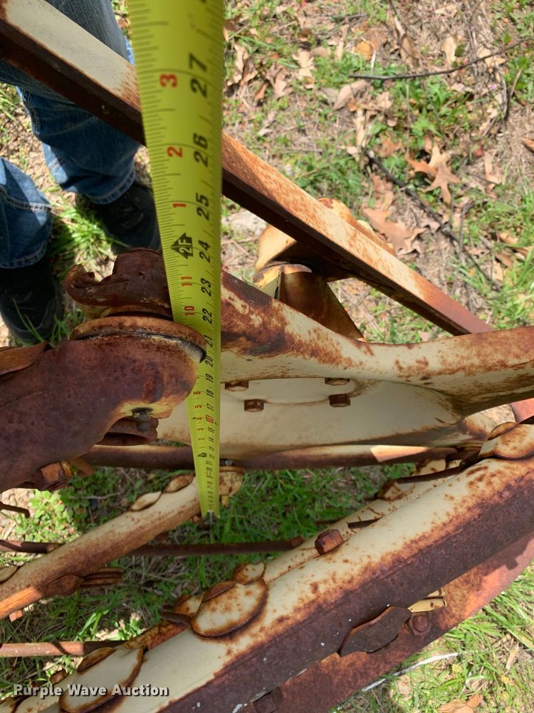 image for item LI9196 Hay rake