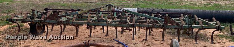 image for item LI9202 Field cultivator