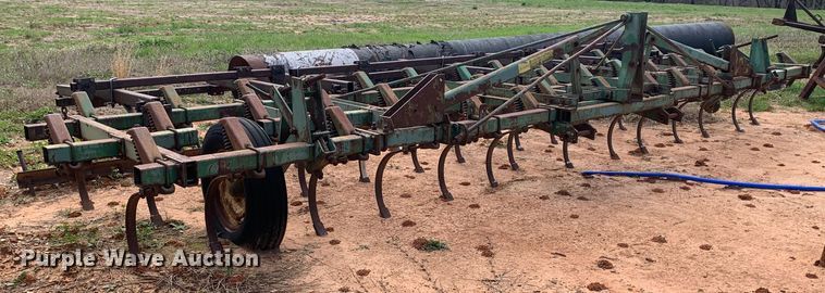 image for item LI9202 Field cultivator