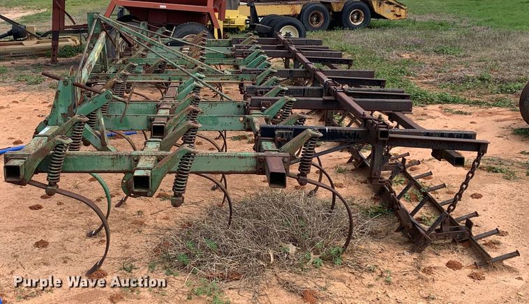 image for item LI9202 Field cultivator