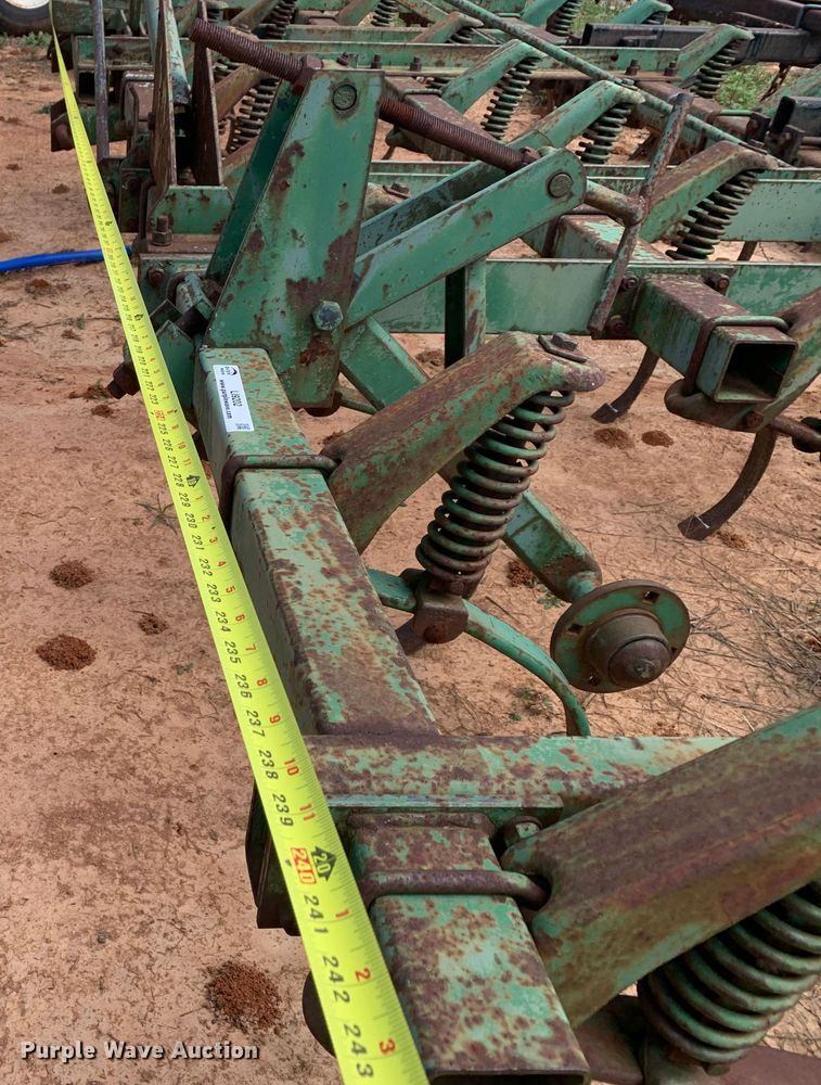 image for item LI9202 Field cultivator