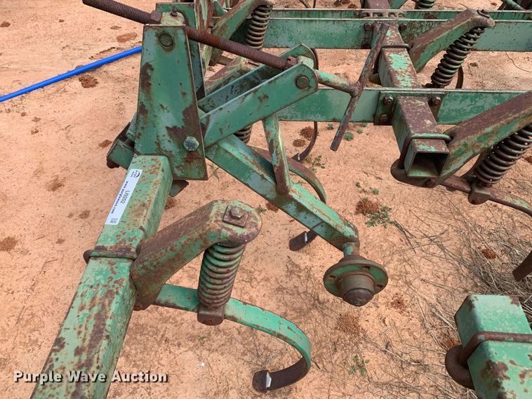 image for item LI9202 Field cultivator