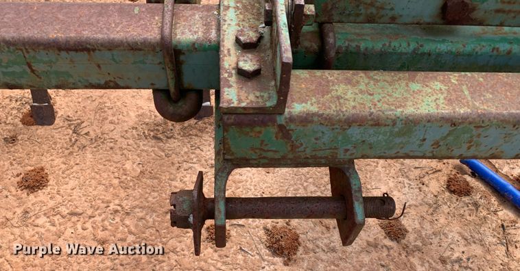 image for item LI9202 Field cultivator