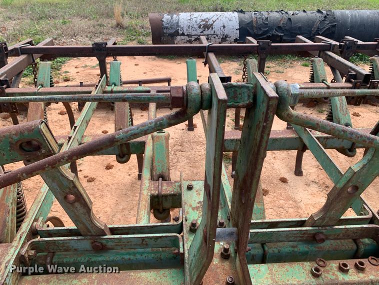 image for item LI9202 Field cultivator