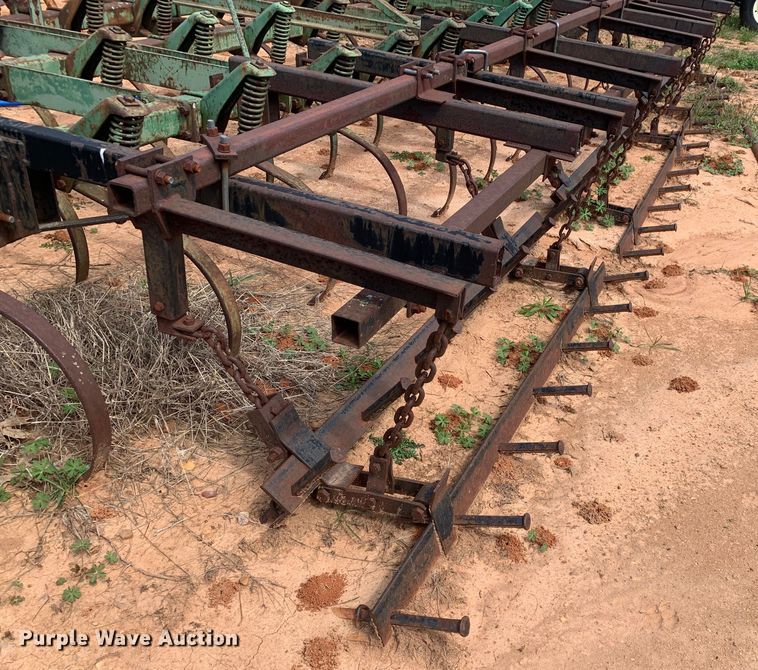 image for item LI9202 Field cultivator