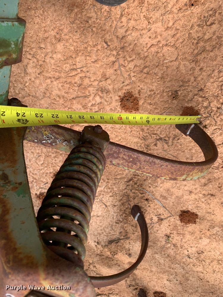 image for item LI9202 Field cultivator