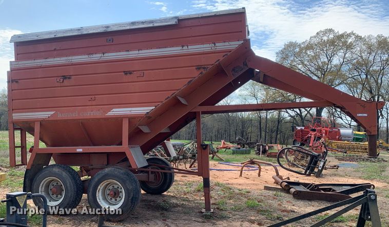 image for item LI9204 Hillsboro  gravity wagon