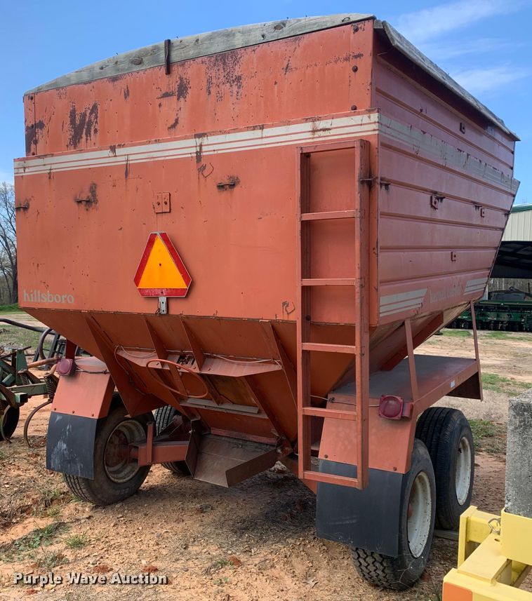 image for item LI9204 Hillsboro  gravity wagon