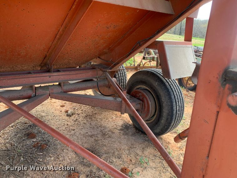 image for item LI9204 Hillsboro  gravity wagon