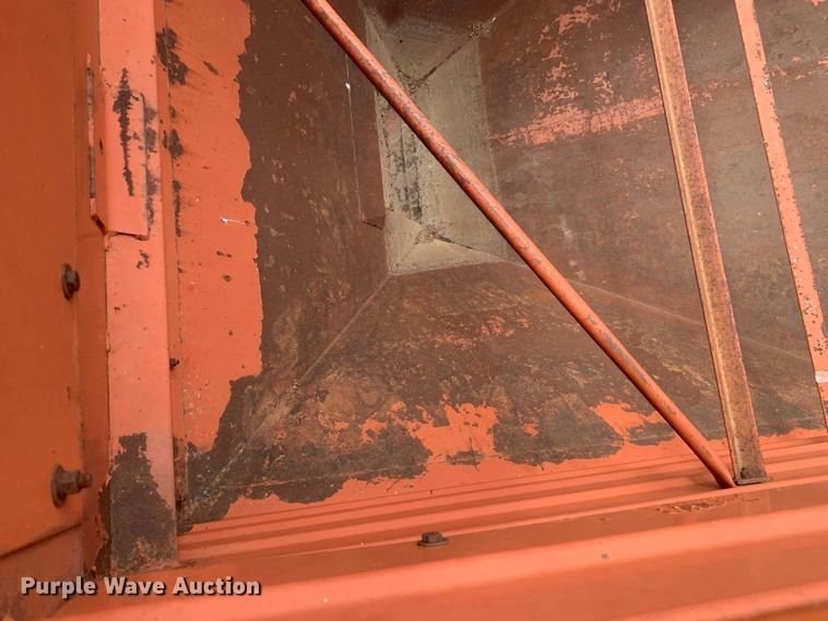 image for item LI9204 Hillsboro  gravity wagon