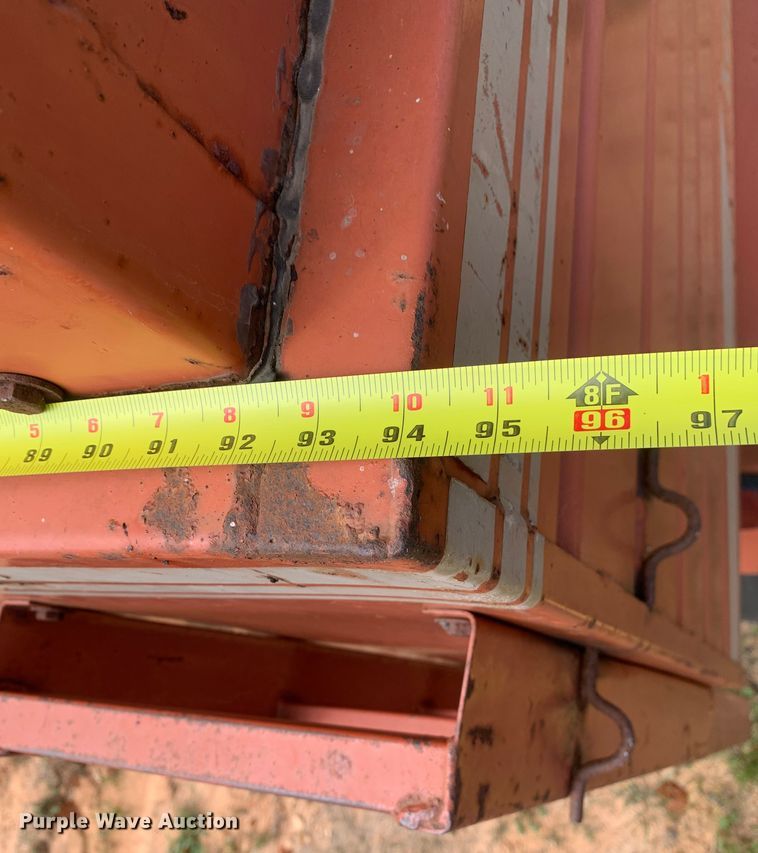 image for item LI9204 Hillsboro  gravity wagon