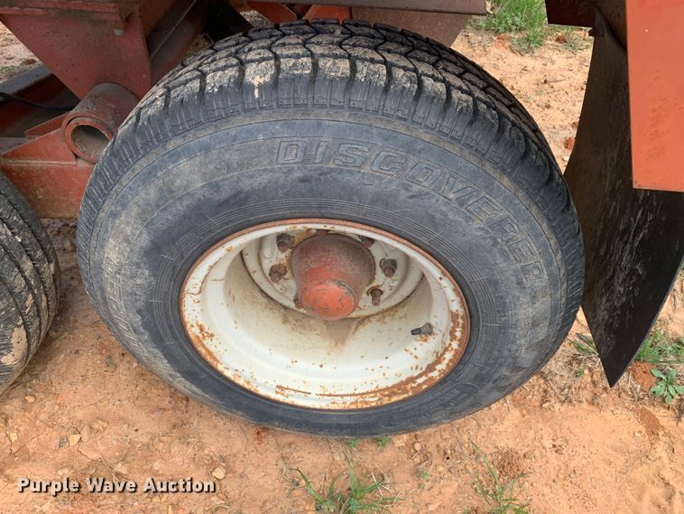 image for item LI9204 Hillsboro  gravity wagon