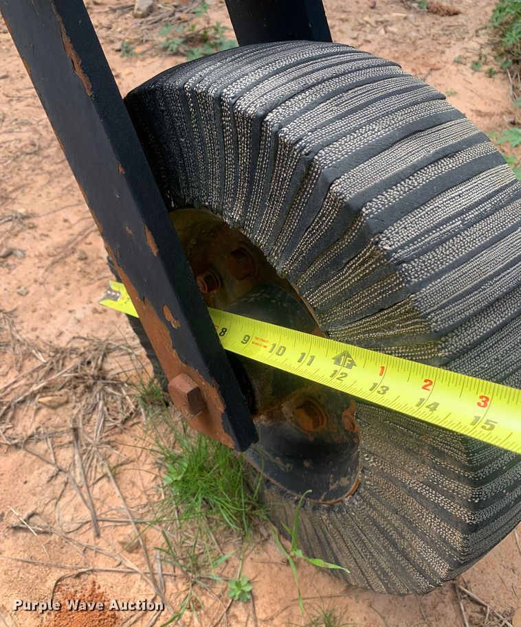 image for item LI9205 Land Pride RCR2572  rotary mower