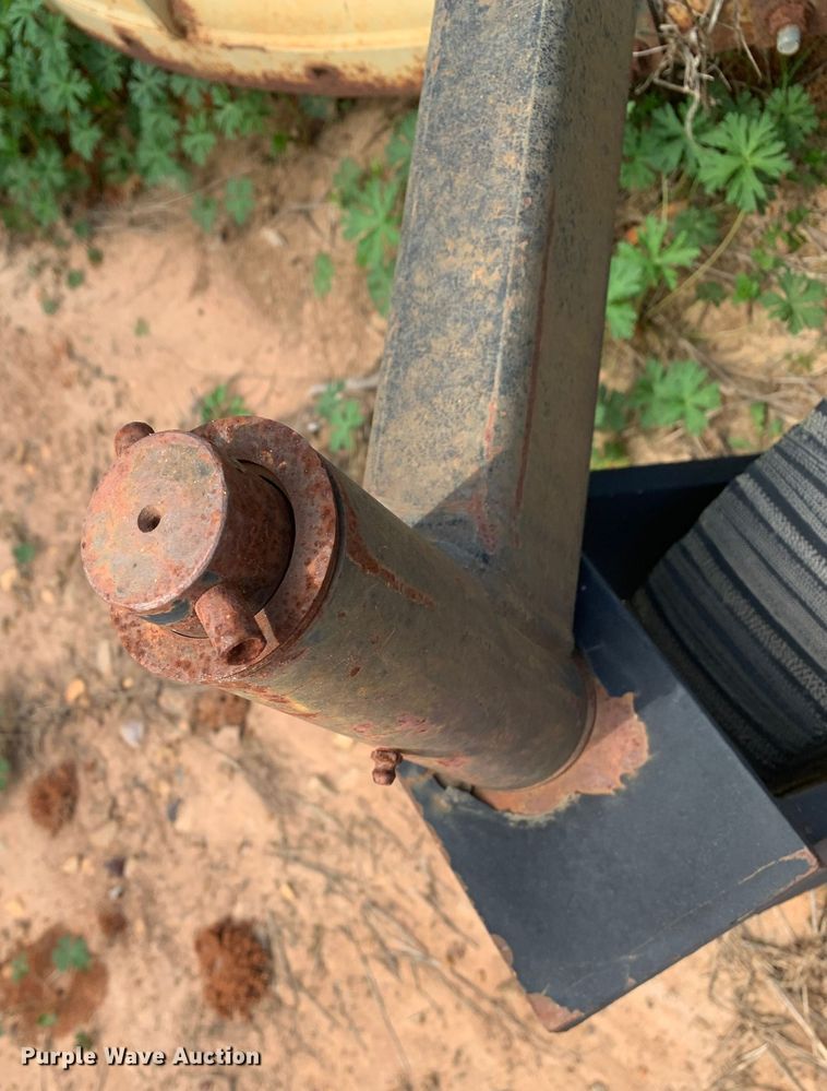 image for item LI9205 Land Pride RCR2572  rotary mower