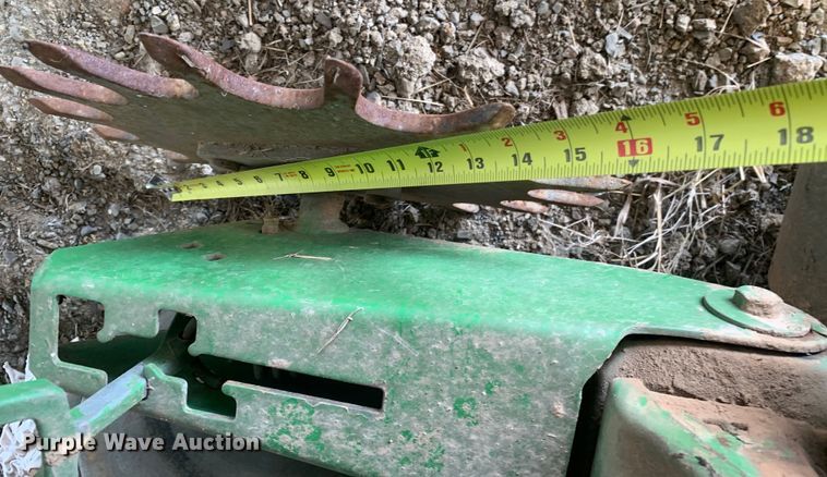 image for item LI9206 John Deere 7340 Max Emerge 2  planter