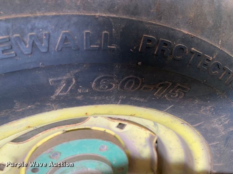 image for item LI9206 John Deere 7340 Max Emerge 2  planter