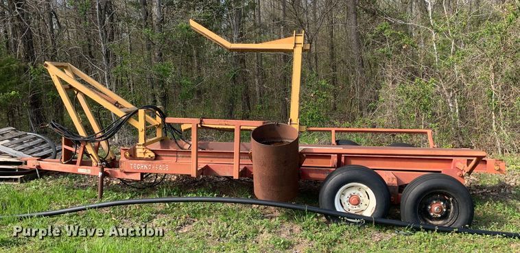 image for item LI9208 Techno-bale  hay bale mover