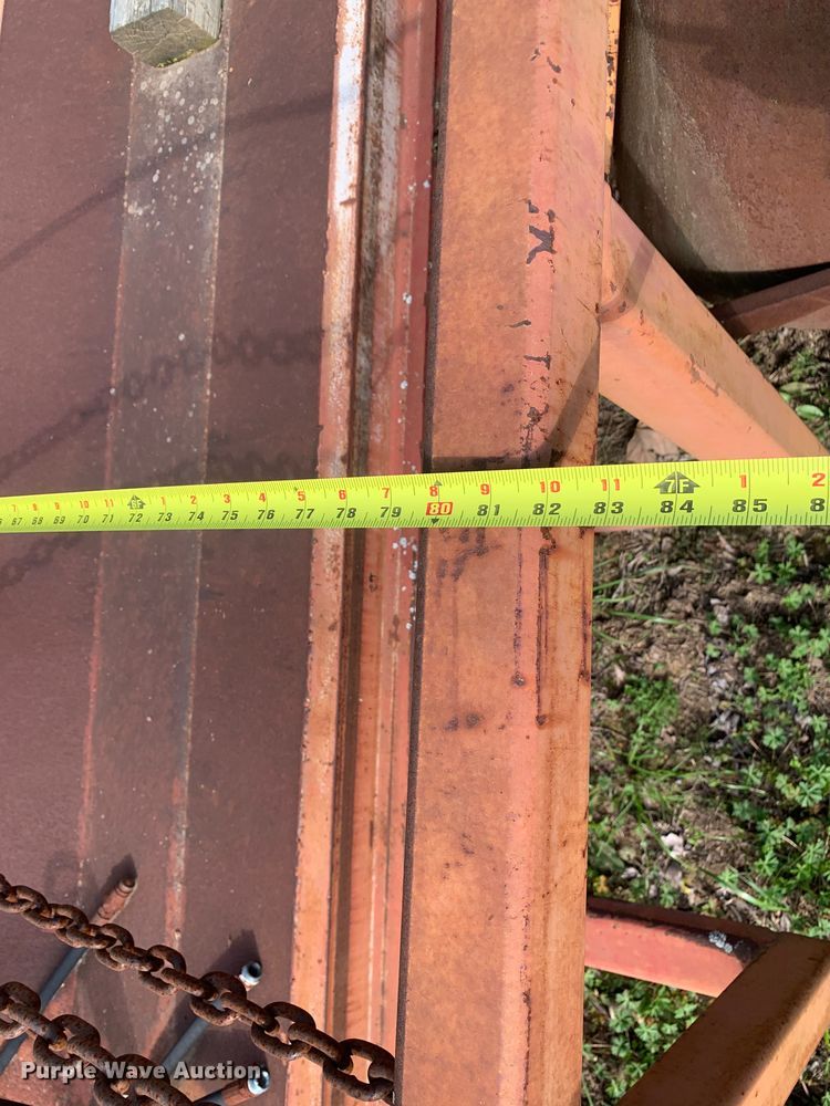 image for item LI9208 Techno-bale  hay bale mover