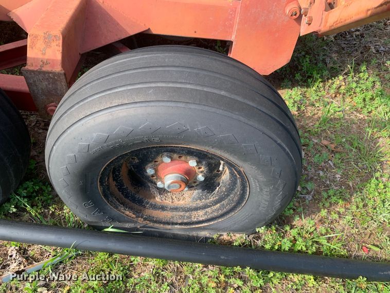 image for item LI9208 Techno-bale  hay bale mover