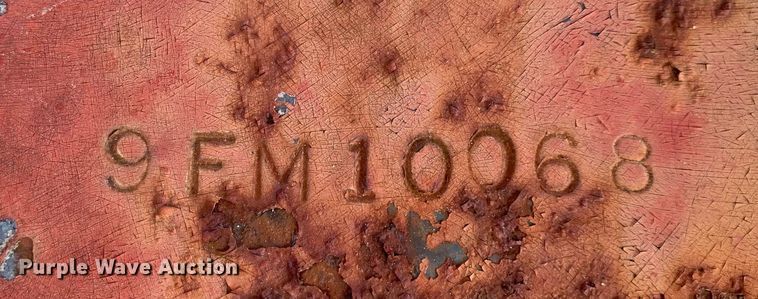 image for item LI9208 Techno-bale  hay bale mover