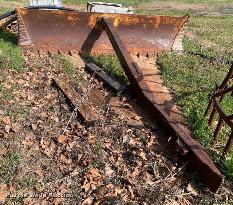 image for item LI9209 Purdy  tree saw