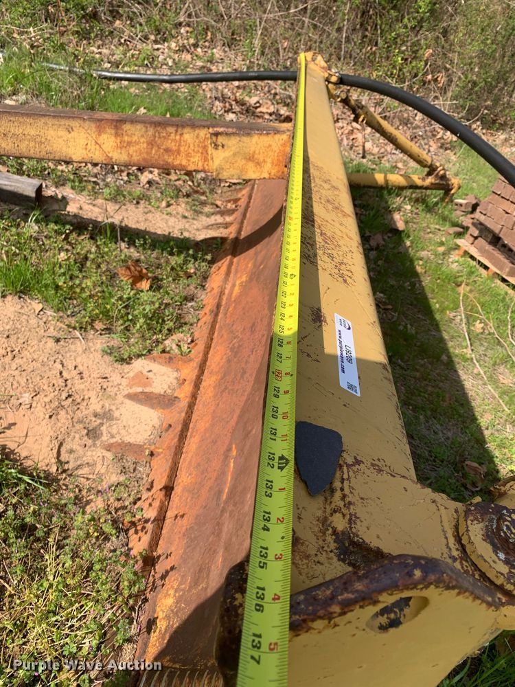 image for item LI9209 Purdy  tree saw