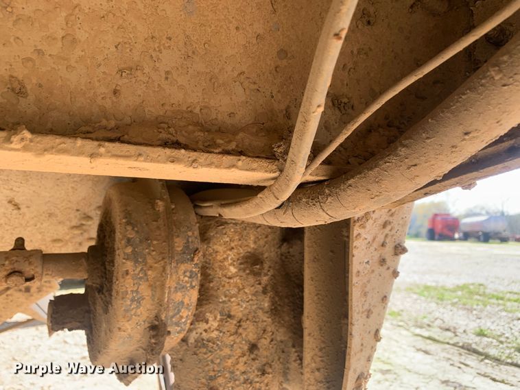 image for item LI9211 1989 Timpte  grain trailer