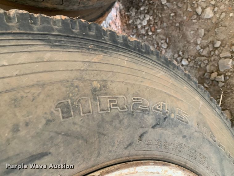 image for item LI9211 1989 Timpte  grain trailer