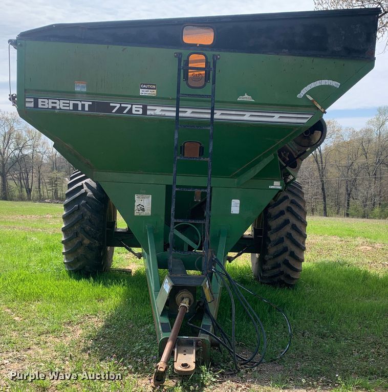 image for item LI9212 Brent 776  grain cart