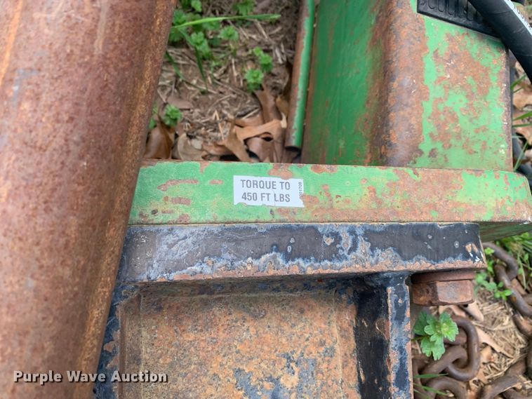 image for item LI9212 Brent 776  grain cart