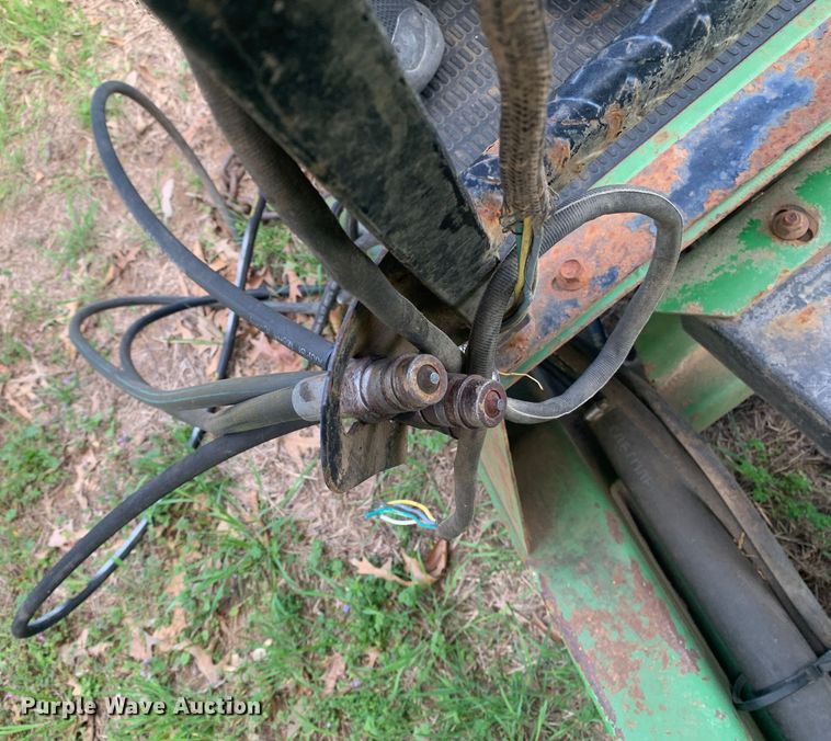 image for item LI9212 Brent 776  grain cart