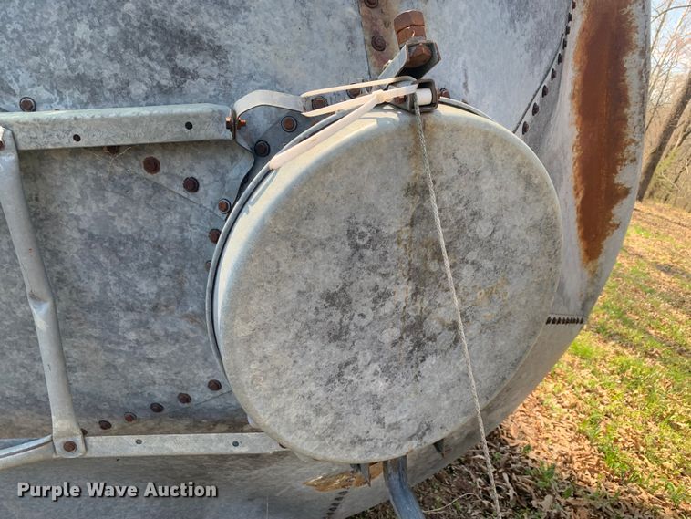 image for item LI9213 Roxell  grain bin