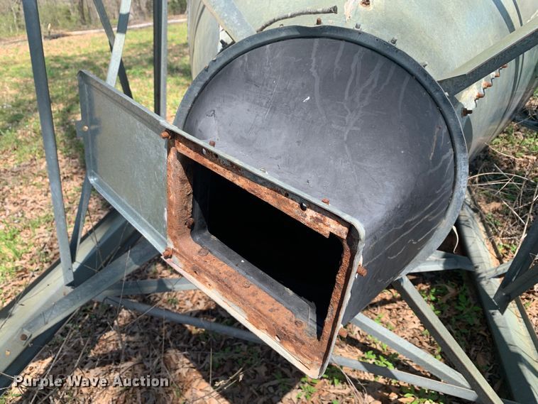 image for item LI9213 Roxell  grain bin