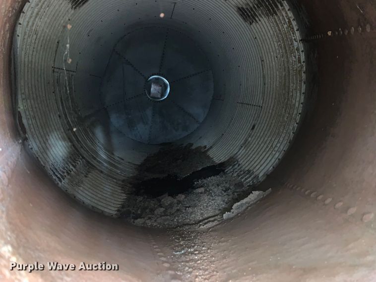 image for item LI9213 Roxell  grain bin