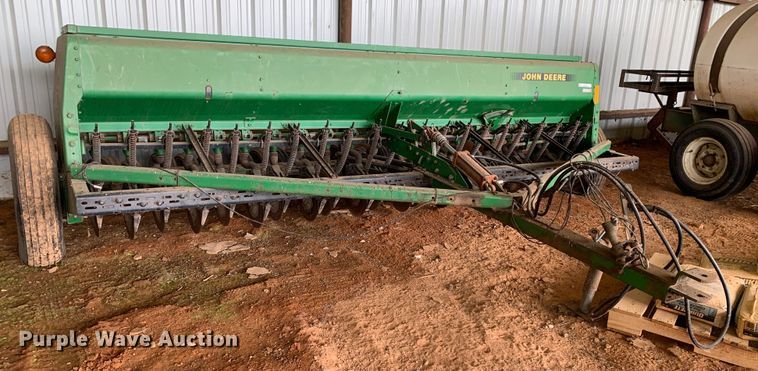 image for item LI9220 John Deere 450  grain drill