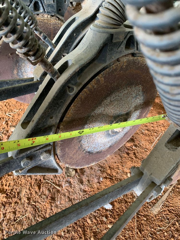 image for item LI9220 John Deere 450  grain drill