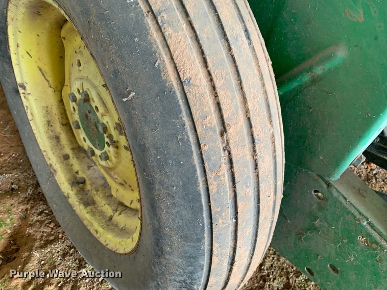 image for item LI9220 John Deere 450  grain drill