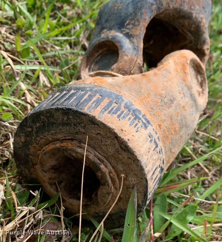 image for item LI9225 Bermuda King 6/NTSG/01  No-till sprig planter