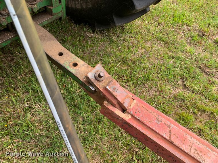 image for item LI9225 Bermuda King 6/NTSG/01  No-till sprig planter