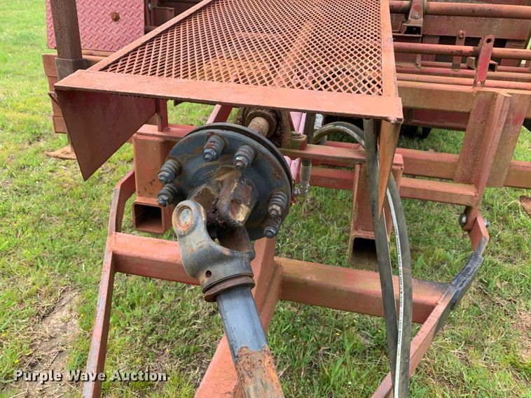 image for item LI9225 Bermuda King 6/NTSG/01  No-till sprig planter