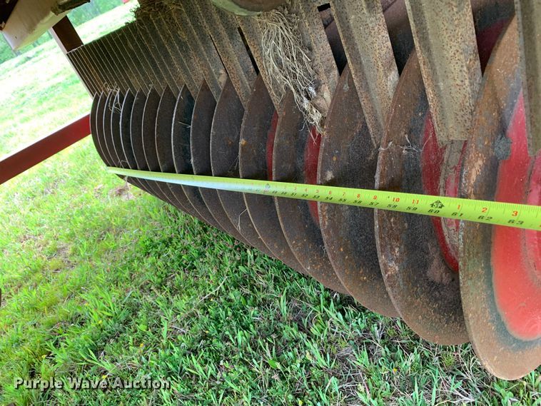 image for item LI9225 Bermuda King 6/NTSG/01  No-till sprig planter