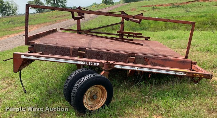 image for item LI9226 Hoelscher  bale accumulator