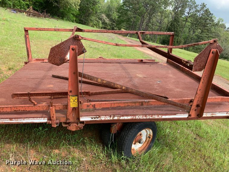 image for item LI9226 Hoelscher  bale accumulator