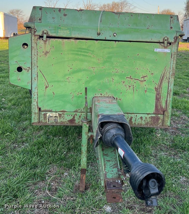 image for item LI9559 John Deere 54S  manure spreader