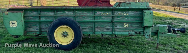 image for item LI9559 John Deere 54S  manure spreader