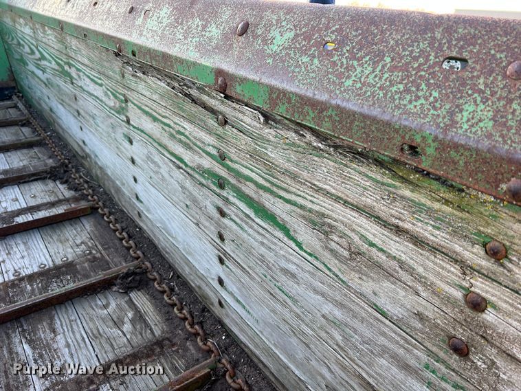 image for item LI9559 John Deere 54S  manure spreader